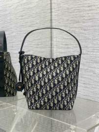 Picture of Dior Handbags _SKUfw239326850fw